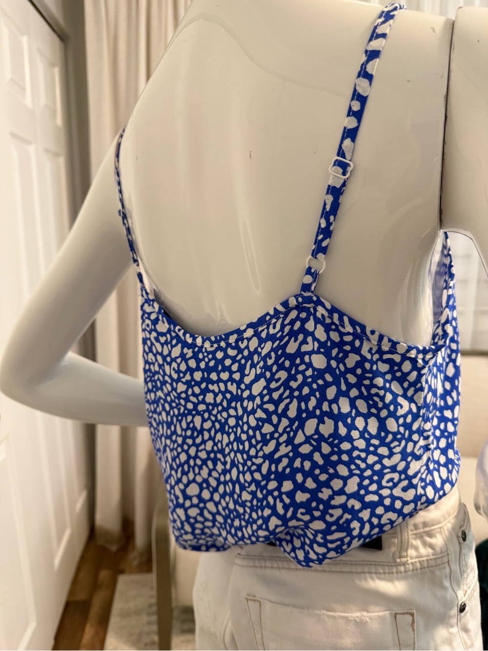 Style Cheat cami top in cobalt blue - Picture 6 of 9